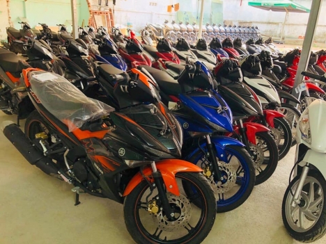 Bên cửa hàng chúng tôi cần bán em exciter 150 Đười 2019 Mới 100% hàng Nhập Khẩu 