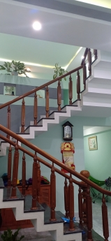 BÁN GẤP NHÀ ĐẸP, KIÊN CỐ