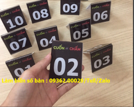 Biển đánh số bàn bằng mica Đài Loan siêu xinh