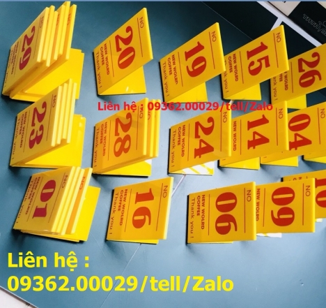 Biển đánh số bàn bằng mica Đài Loan siêu xinh