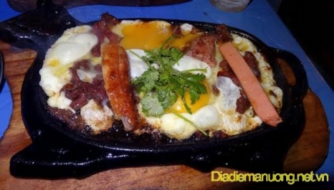 Quán Bít Tết, Ốp La, Hamburger, Nui Xào Bò, Mì Ý Ngon Quận 8
