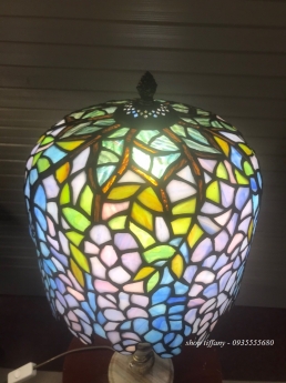 Đèn bàn tiffany hoa đậu rủ.