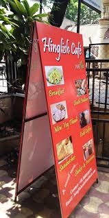 Standee mica các loại cho tất cả các ngành dịch vụ.