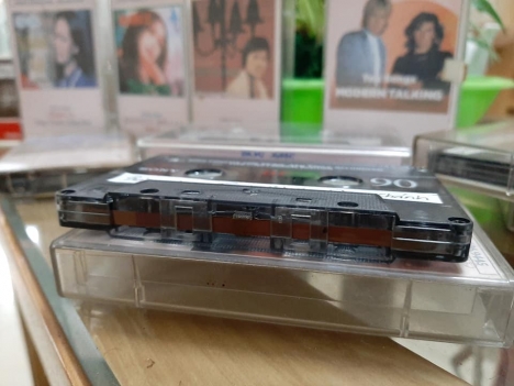 băng cassette chương trình theo yêu cầu