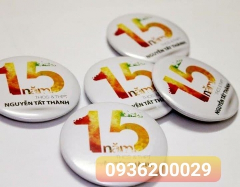 Huy hiệu mica ấn tượng để quảng bá thương hiệu