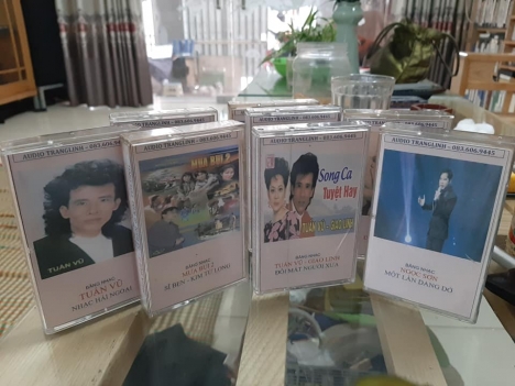 băng cassette chương trình theo yêu cầu