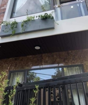 Cần tiền bán nhà cực hiếm 2 số Lạc Long Quân 79 m2 giá chỉ 7.7 tỷ P11 Tân Bình