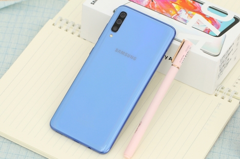 Siêu sale Samsung Galaxy A70 giá cực rẻ tại Dĩ An