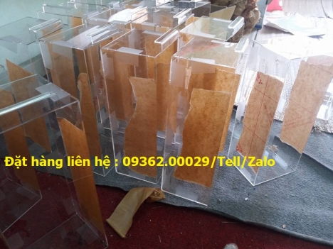 Hòm thư góp ý tuyệt đẹp bằng mica Đài Loan chất lượng cao