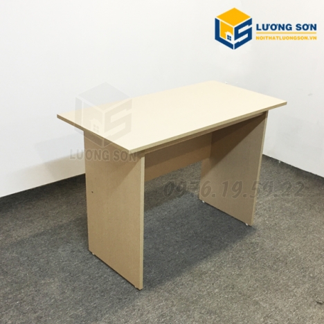 Ưu điểm của bàn giáo viên do Livina sản xuất