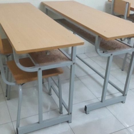 Tầm quan trọng của việc chọn bàn học phù hợp