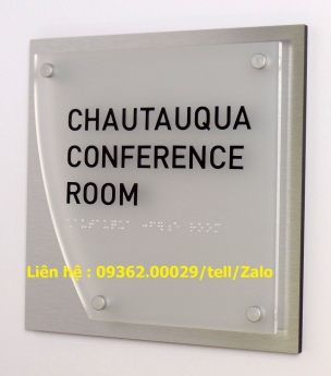 Biển toilet - biển WC, Biển nhà vệ sinh bằng mica