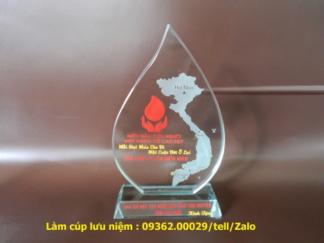 Kỷ niệm chương, vật phẩm vinh danh ấn tượng