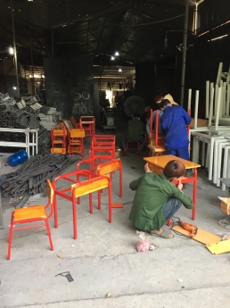 Bàn ghế nhà trường đạt chuẩn rẻ nhất Việt Nam