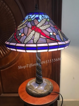 Đèn Tiffany chuồn chuồn bay tím