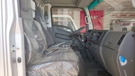 XE TẢI JAC N200 1T99