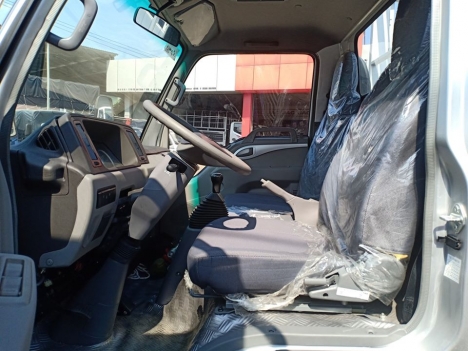 XE TẢI JAC L250 2T4 THÙNG 4M4