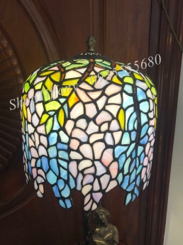 Đèn Tiffany hoa đậu rủ tượng cổ