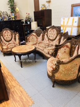 Giao lưu bộ sofa Pháp cổ.