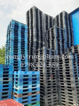 Pallet nhựa cũ - mới có độ bền cao, pallet nhựa chuyên dùng