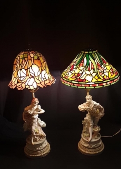 Đôi đèn tiffany Mỹ đôi trai tài gái sắc bằng sứ cổ