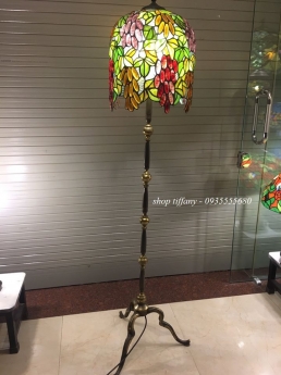 Đèn Tiffany nho rủ Pháp cổ