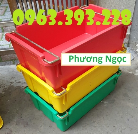 Sóng nhựa bít A2 có quai xách, thùng nhựa đựng đồ cơ khí