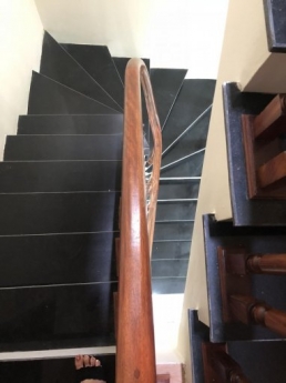Bán nhà Hồ Đền Lừ, DT 42m, 5T, an sinh đỉnh, giá 3.6 tỷ