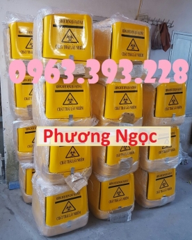 Thùng vận chuyển chất thải nguy hại sau xe máy, thùng chở rác y tế