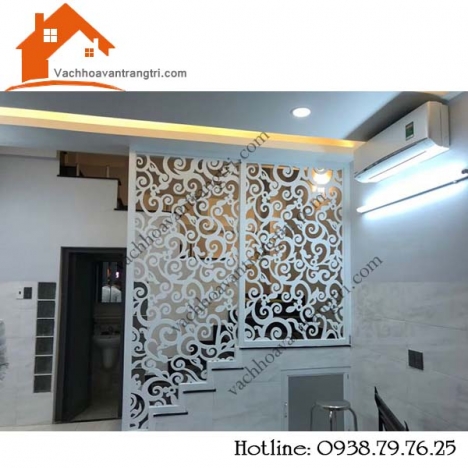 Vách ngăn cầu thang bằng gỗ trang trí nhà