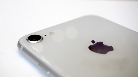 Nhỏ gọn hợp túi tiền - iPhone 8 64gb cũ