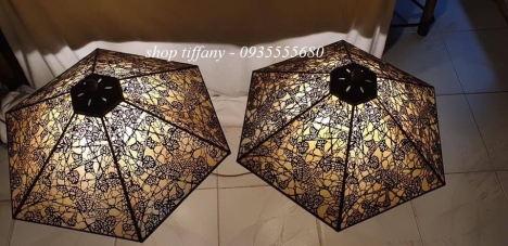 Đôi chao đèn Tiffany Mỹ xưa