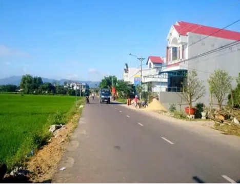 Cần bán đất nền trung tâm Phước Quang – Tuy Phước. Hotline: 0898.412.136 Mr. Quân.