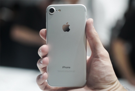 4.490.000đ mua ngay iphone 7 32gb