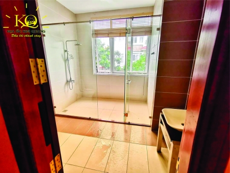 Cần cho thuê gấp tòa nhà khu Him Lam quận 7 giá 65 tr/tháng, DT 600m2