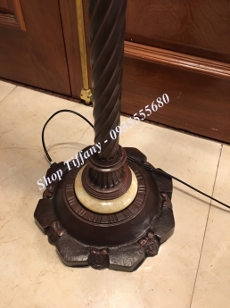 Đèn Tiffany Sàn Họa Tiết Hoa Sen chuồn chuồn    