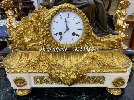Đồng hồ tượng để bàn nữ thần nông nghiệp.