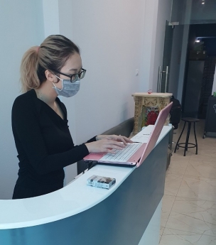 Lắp máy tính tiền giá rẻ ở Tân Phú cho tiệm Nail-Spa tại quầy thu ngân