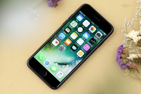 Tablet Dĩ An bán iphone 7 plus giá cực rẻ