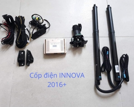 INNOVA 2019 lên cốp điện tự động | carviet.net