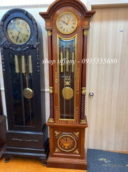 Giao lưu Đồng hồ tủ cây xuất xứ Ý.