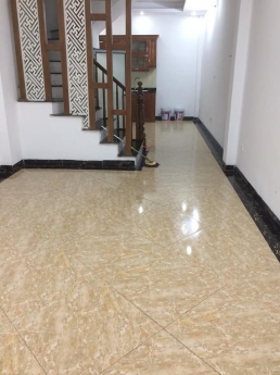 Bán nhà phố Đông Thiên - Vĩnh Hưng 41m2 x 5 tầng, giá 2,4 tỷ