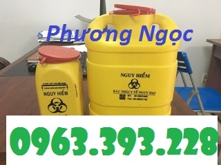 Hộp nhựa đựng kim tiêm y tế, bình đựng vật sắc nhọn, xô y tế