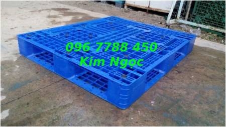 pallet nhựa công nghiệp 1 mặt kê hàng giá rẻ