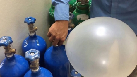 Bình khí helium nhỏ bơm bóng bay