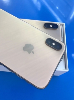 iPhone Xs 64GB