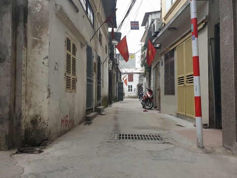 Bán nhà Vĩnh Hưng, diện tích 50m2 x 2T, SĐCC