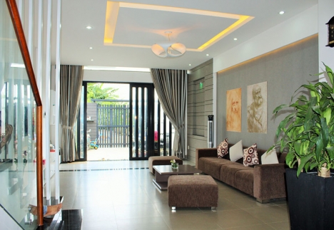 Chính chủ bán nhà BT 4 tầng đẹp 68 m2 MT 4m mặt phố Chính Kinh kinh doanh tốt