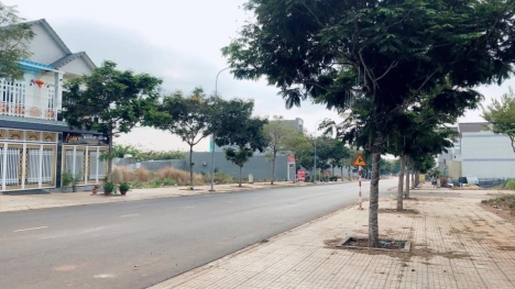 Bán Đất Thổ Cư Nhơn Trạch, 690 Triệu, Mặt Tiền Đường, Sổ Hồng Riêng