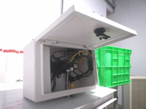 Máy rửa tay sát khuẩn tự động